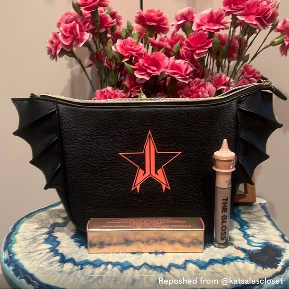Jeffree Star Black Vampire Bat Cosmetic Bag with New Lip Gloss in Silk Rope! - Picture 1 of 5